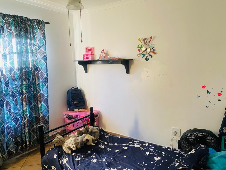 3 Bedroom Property for Sale in Waterkloof East North West